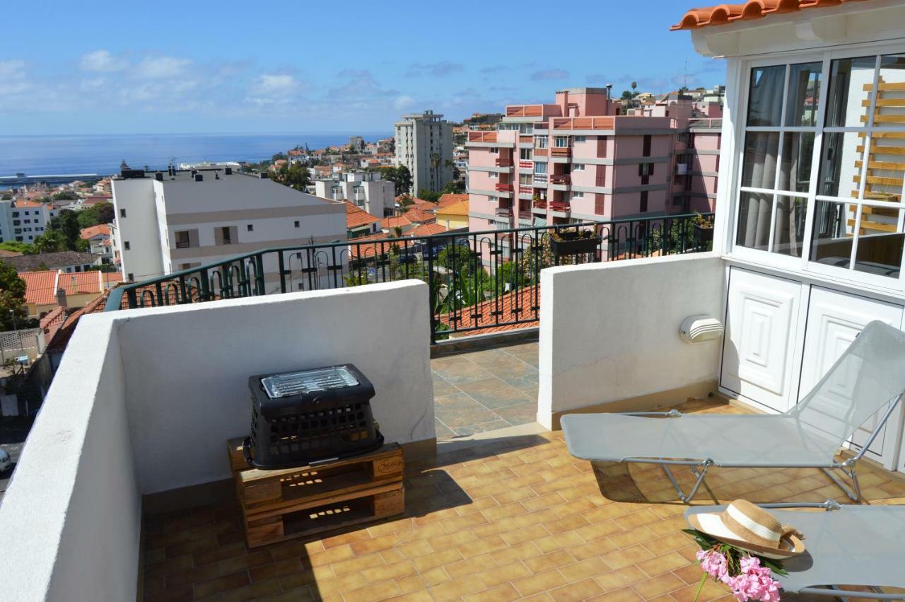 Top Floor With Balcony In Funchal 外观 照片