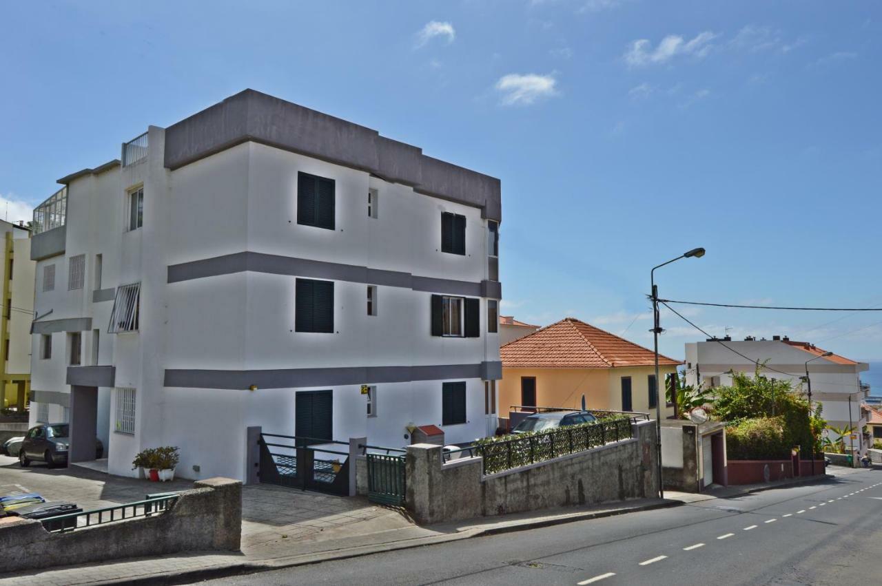 Top Floor With Balcony In Funchal 外观 照片