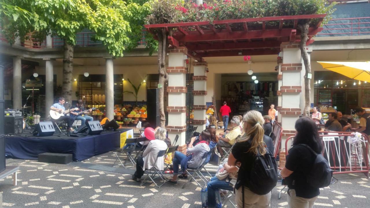 Top Floor With Balcony In Funchal 外观 照片